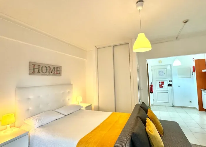 Апартаменты Da Rocha, 404 Casa Dos Arcos, Charming Studio, Air Conditioning, Internet, Pools, Sea View, By Ig Портиман